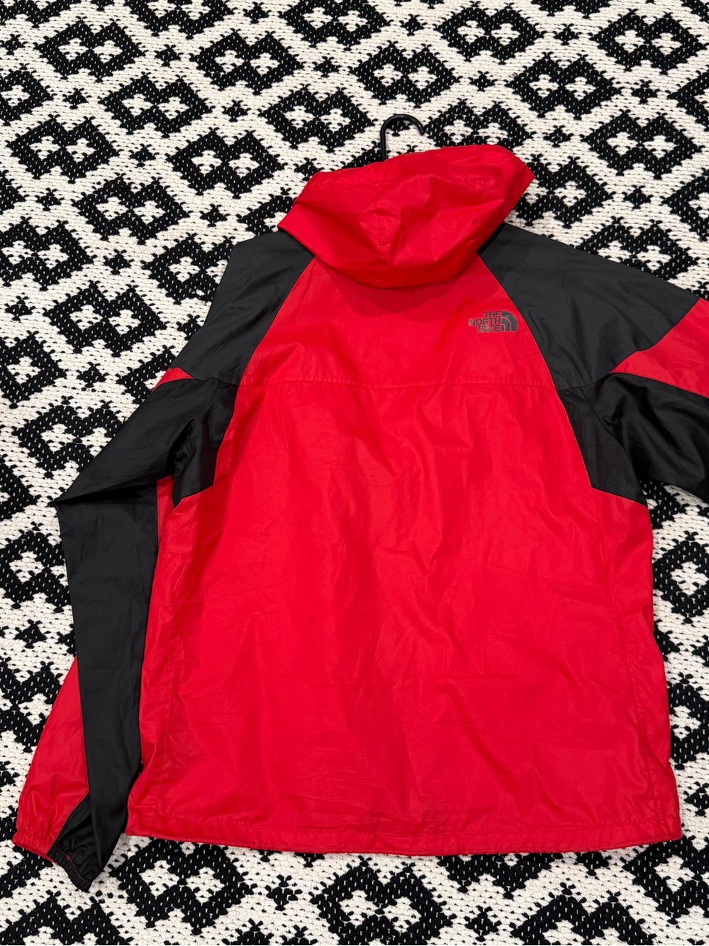 The North Face Red and Black Men's Windbreaker Jacket - Picture 3 of 6